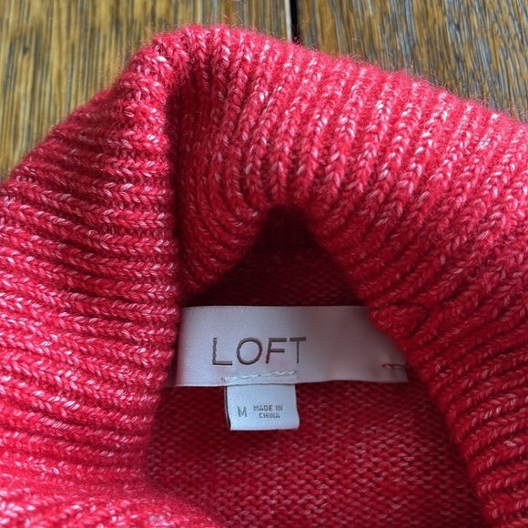 LOFT Red Turtleneck Sweater with Long Dolman Sleeves and Relaxed Fit Size M - Picture 5 of 12